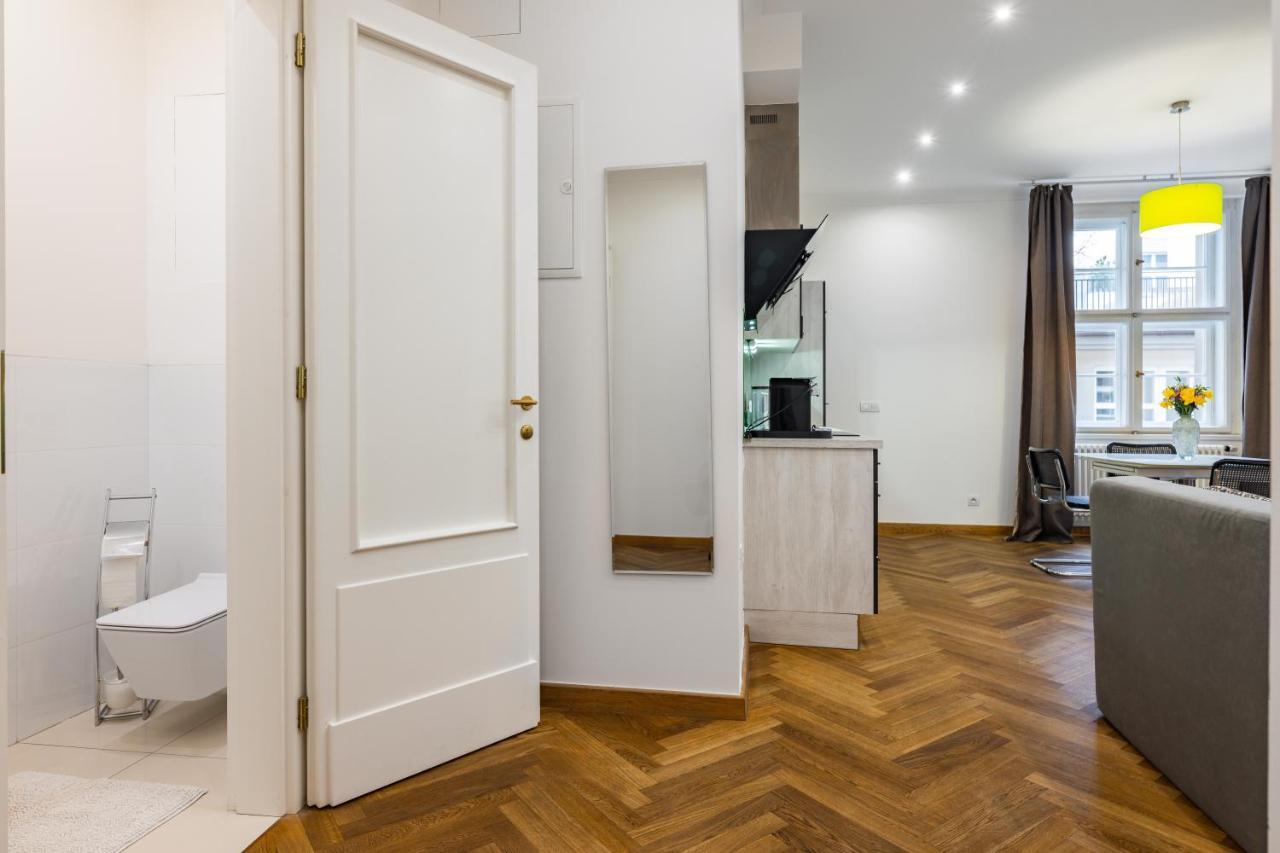 Dlouha Palace - Live In One Of The Best Streets Praga Esterno foto
